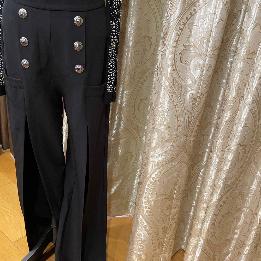 Fashionable pants